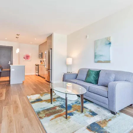 Private Apt In Downtown Seaport
